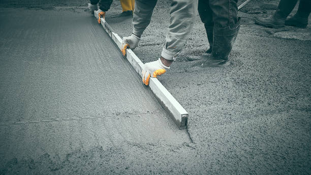 Best Best Concrete Contractor  in Plymouth, WI